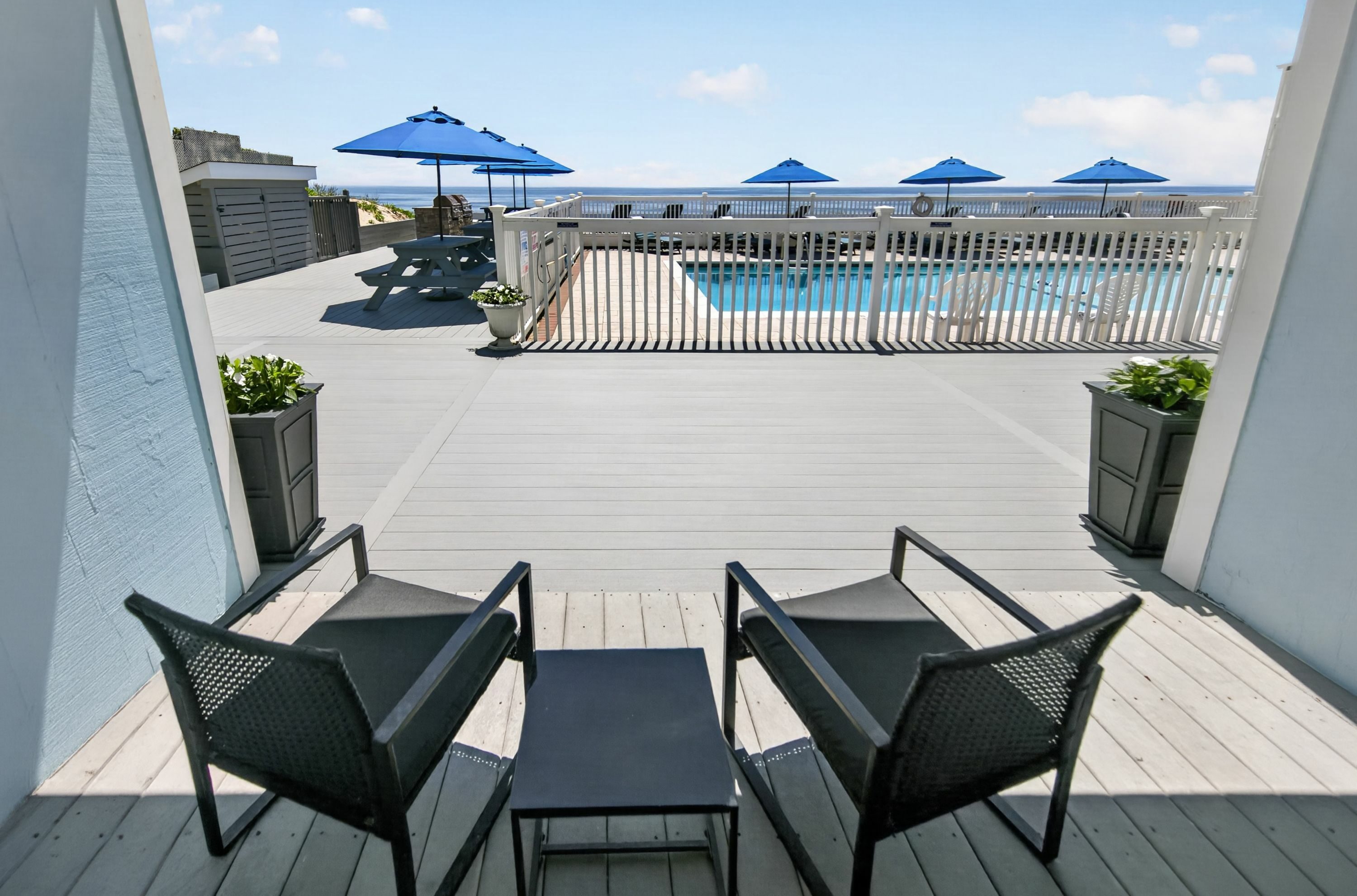 Pool View Preview
