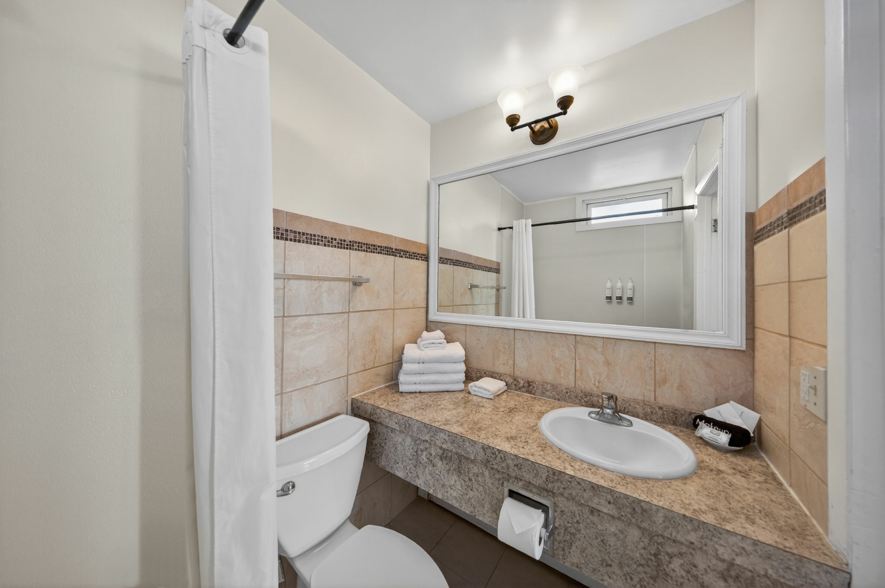 bathroom tub preview